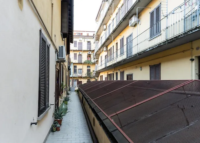 Guesthost - M5 Isola Comfy